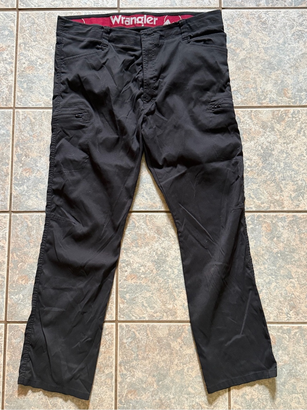 Wrangler Men's Black Chino Pants